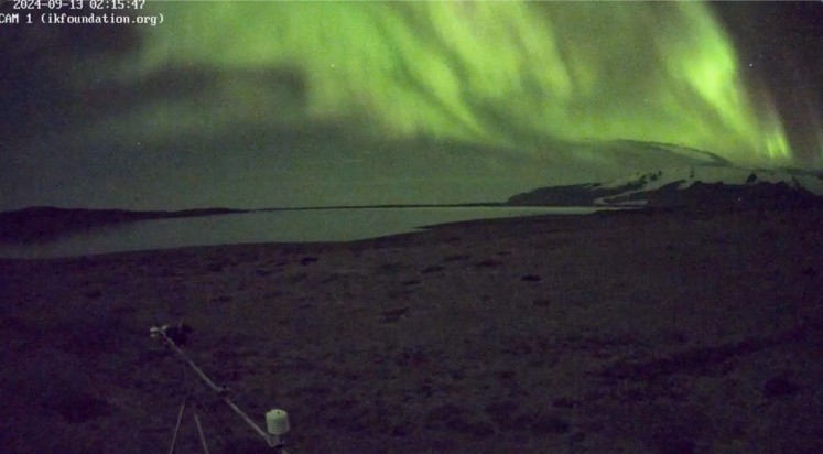 THE FIELD STATION SOLANDER’S EYE | Breiðamerkurjökull | Vatnajøkull National Park | Iceland.
Powerful energy in the atmosphere over Glacier Lagoon, active northern lights for several hours last night.
www.ikfoundation.org/fieldstat…